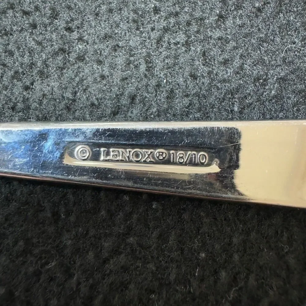 Lenox Spoon Flatware Silverware Curve Wave Pattern Handle Modern Table Metallic